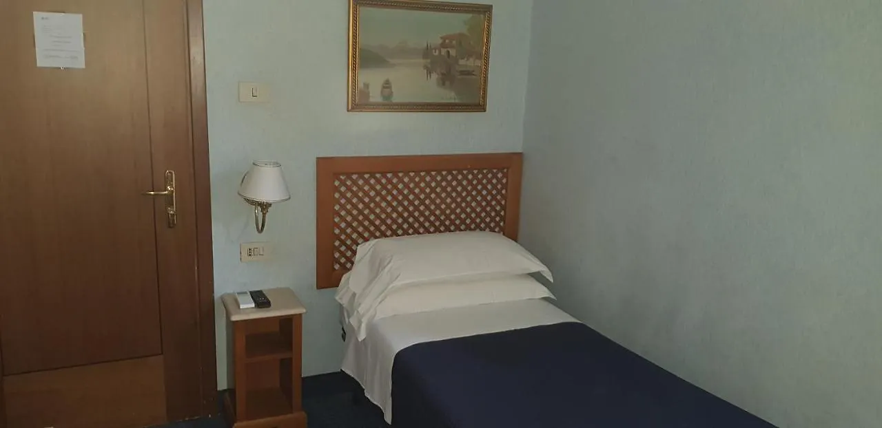 Hotel Silva Рим