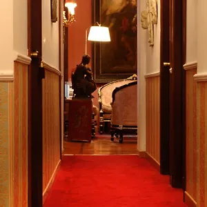 2* Гостевой дом Residenza Frattina