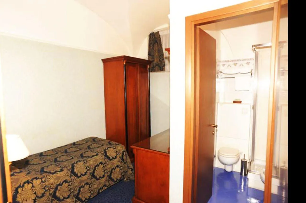 Hotel Silva Rome 3*,  Italy